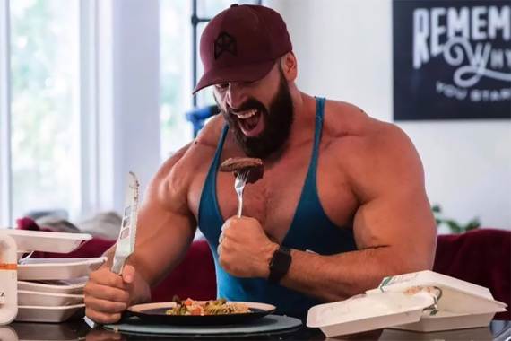 Как набрать мышечную массу, если некогда поесть?